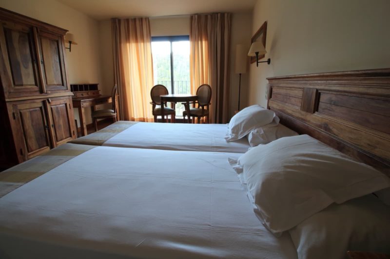 Hotel La Figuerola – Habitación superior-2